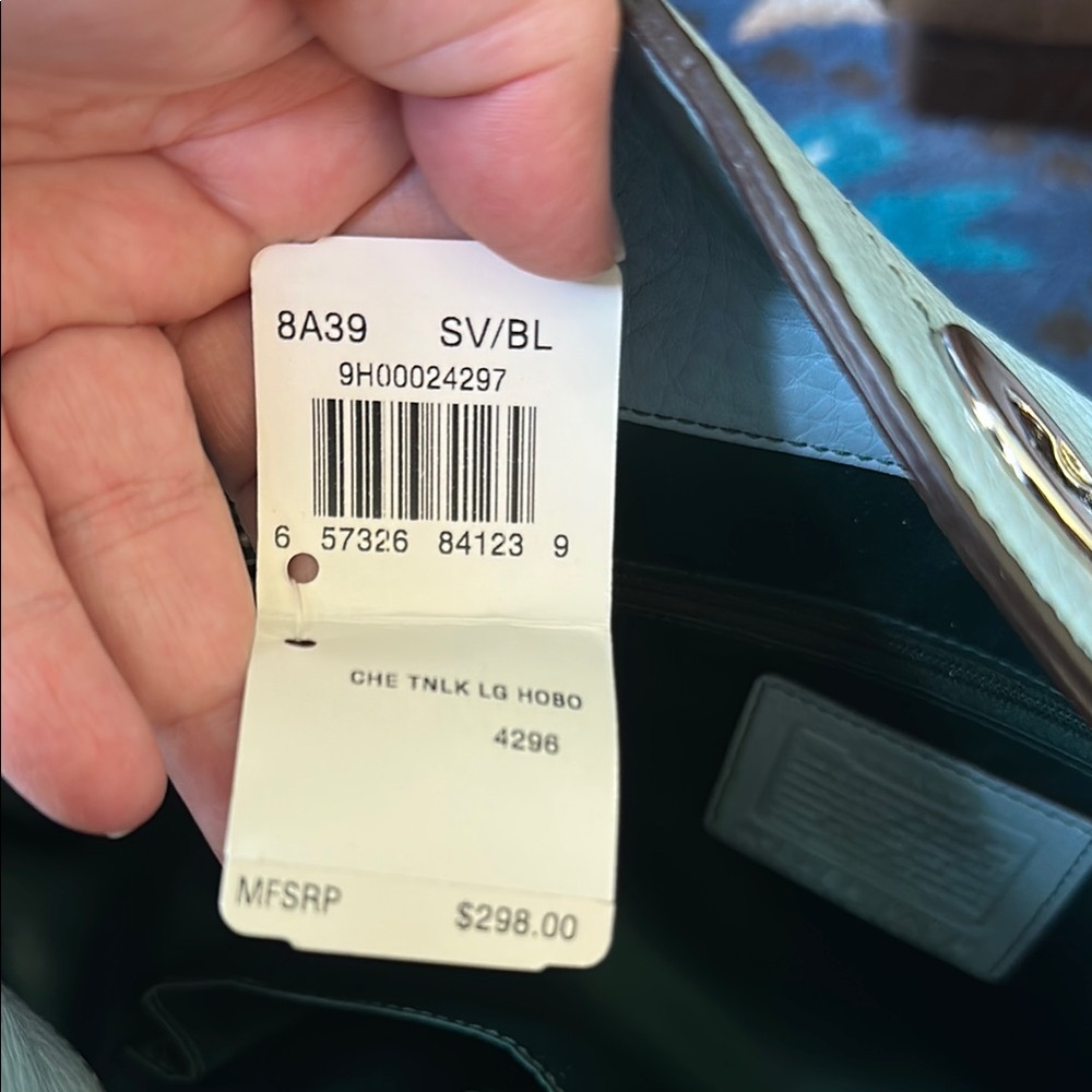Coach NWT Chelsea Pebbled Leather Hobo Bag - Picture 11 of 12